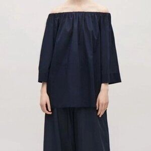 COS lightweight cotton 3/4 sleeve off-the-shoulder balloon top in navy